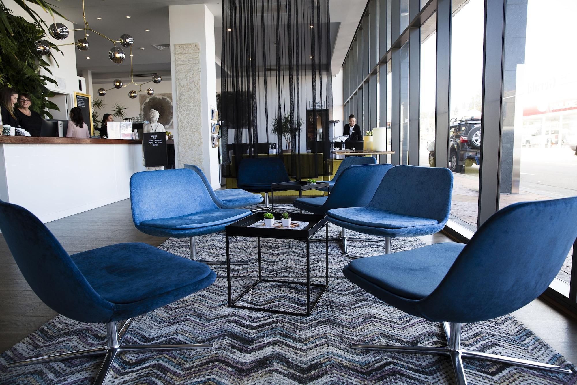 The Gerald Apartment Hotel Geraldton Bagian luar foto